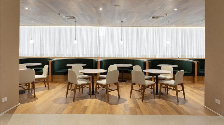 <b>Qoya Hotel Curitiba-Curio Coll by Hilton Restaurant</b>. Images powered by <a href="https://iceportal.shijigroup.com/" title="IcePortal" target="_blank">IcePortal</a>.