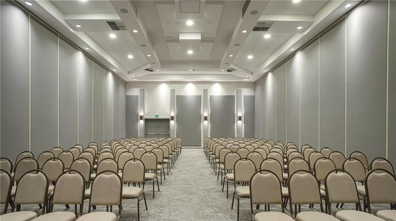 <b>Qoya Hotel Curitiba-Curio Coll by Hilton Meeting</b>. Images powered by <a href="https://iceportal.shijigroup.com/" title="IcePortal" target="_blank">IcePortal</a>.