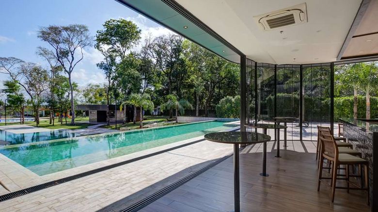 <b>DoubleTree by Hilton Foz do Iguacu Pool</b>. Images powered by <a href="https://iceportal.shijigroup.com/" title="IcePortal" target="_blank">IcePortal</a>.