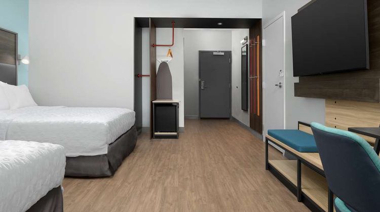 Tru by Hilton North Augusta Room