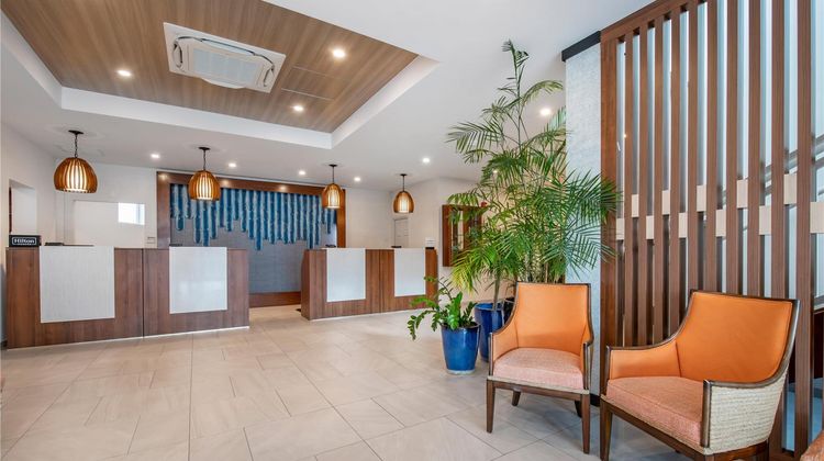 Hilton Vacation Club Flamingo Beach Lobby