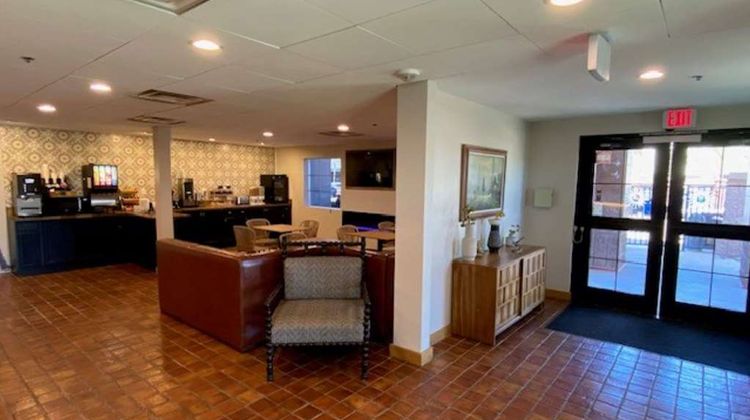 La Quinta Inn & Suites Tempe University Lobby