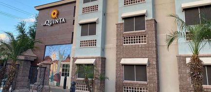 La Quinta Inn & Suites Tempe University Exterior