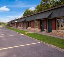Travelodge by Wyndham Emlenton Exterior
