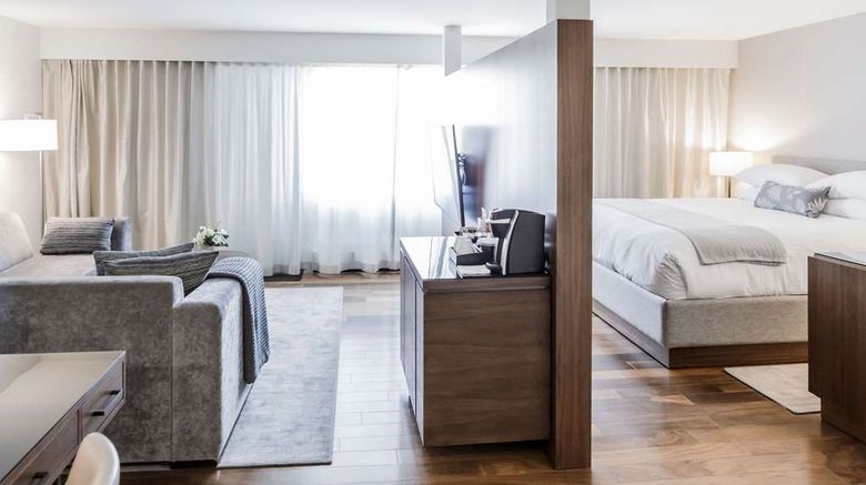 <b>The James Hotel Suite</b>. Images powered by <a href="https://iceportal.shijigroup.com/" title="IcePortal" target="_blank">IcePortal</a>.