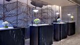 <b>Momentus Hotel Alexandra Lobby</b>. Images powered by <a href="https://iceportal.shijigroup.com/" title="IcePortal" target="_blank">IcePortal</a>.