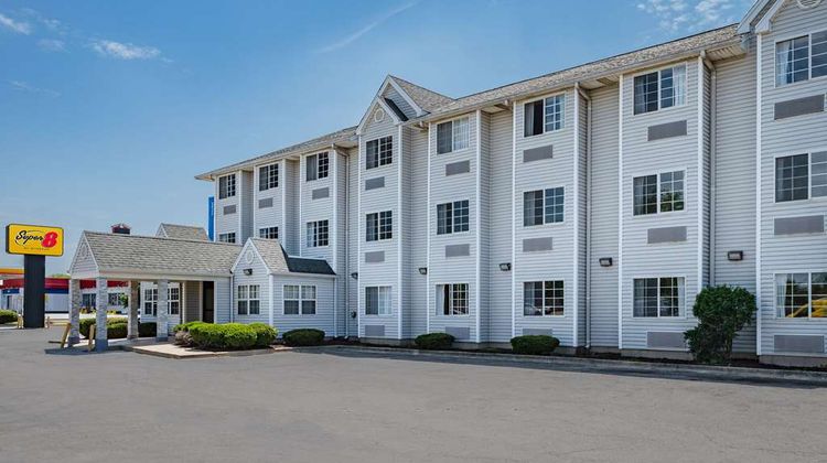 Super 8 by Wyndham Joliet Exterior
