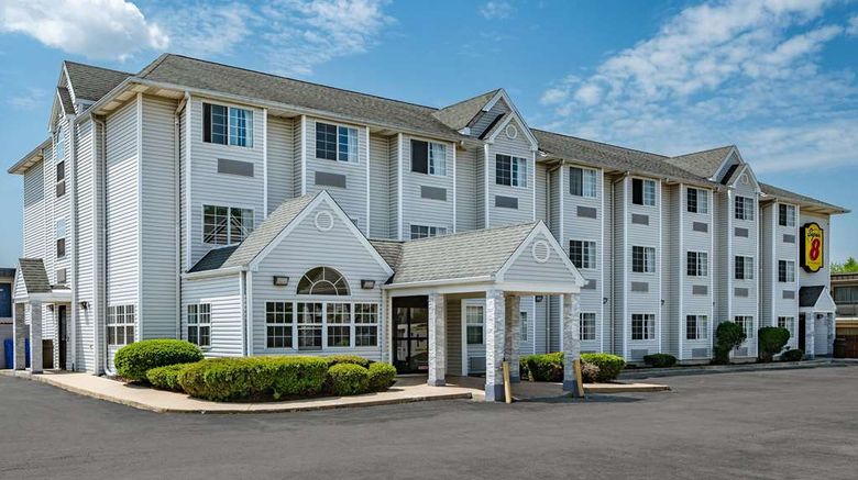 <b>Super 8 by Wyndham Joliet Exterior</b>. Images powered by <a href="https://iceportal.shijigroup.com/" title="IcePortal" target="_blank">IcePortal</a>.