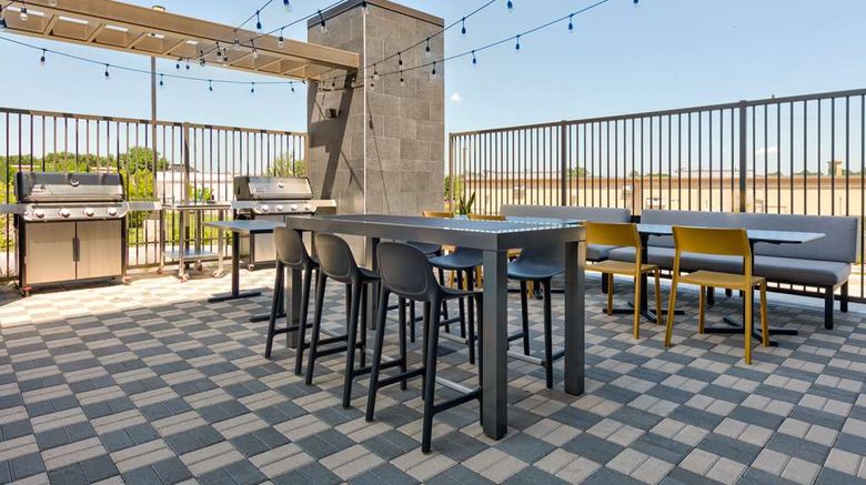 <b>Home2 Suites by Hilton Huntsville Exterior</b>. Images powered by <a href="https://iceportal.shijigroup.com/" title="IcePortal" target="_blank">IcePortal</a>.