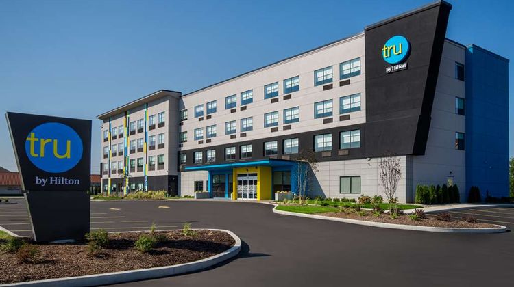 Tru by Hilton Merrillville Exterior