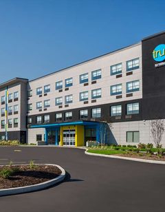 Tru by Hilton Merrillville