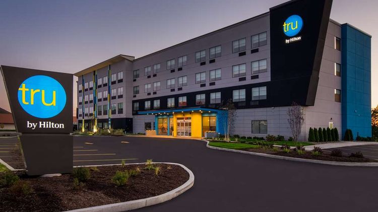 Tru by Hilton Merrillville Exterior