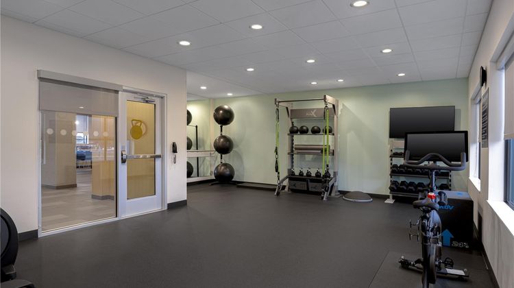 Tru by Hilton Merrillville Health