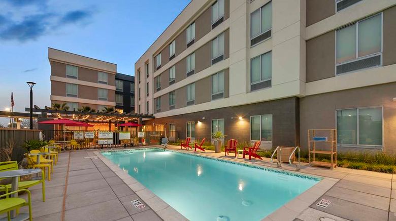 <b>Home2 Suites by Hilton San Bernardino Pool</b>. Images powered by <a href="https://iceportal.shijigroup.com/" title="IcePortal" target="_blank">IcePortal</a>.