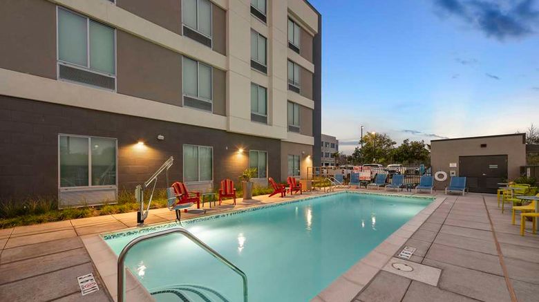 <b>Home2 Suites by Hilton San Bernardino Pool</b>. Images powered by <a href="https://iceportal.shijigroup.com/" title="IcePortal" target="_blank">IcePortal</a>.
