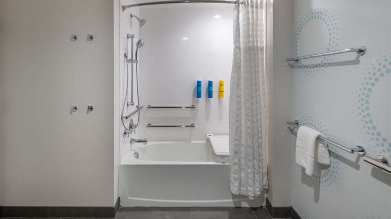 <b>Tru by Hilton Fayetteville Fort Bragg Room</b>. Images powered by <a href="https://iceportal.shijigroup.com/" title="IcePortal" target="_blank">IcePortal</a>.