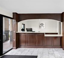Quality Inn & Suites Lobby