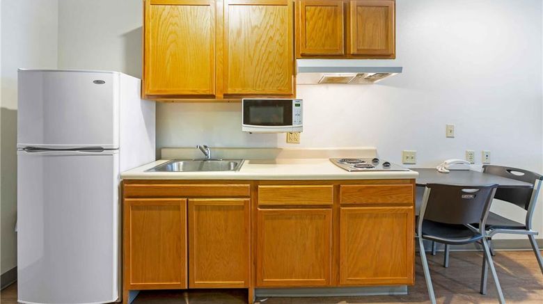 <b>Extended Stay America Select I-17 N Room</b>. Images powered by <a href="https://iceportal.shijigroup.com/" title="IcePortal" target="_blank">IcePortal</a>.