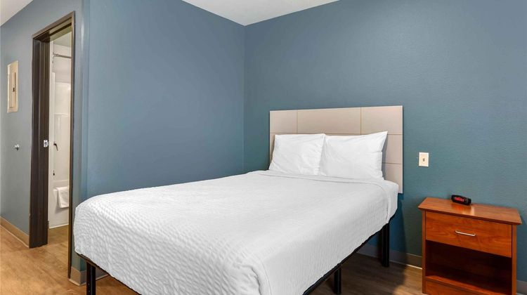 Extended Stay America Select Phoenix Room