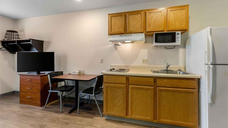 Extended Stay America Select Phoenix Room