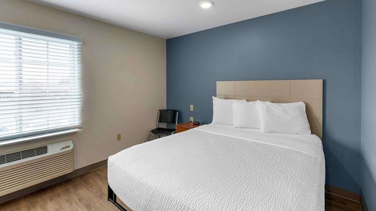 Extended Stay America Select Firestone Room