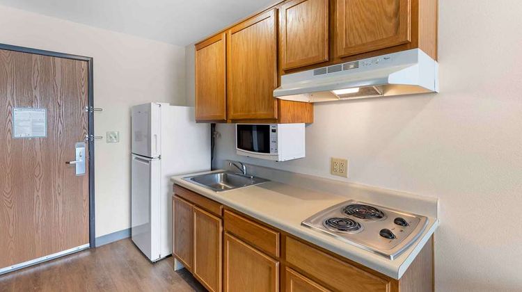 Extended Stay America Select Firestone Room