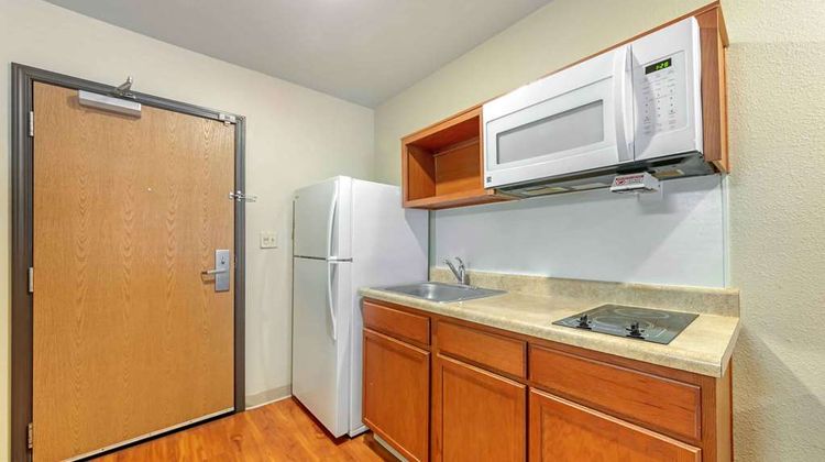 Extended Stay America Select FLL Room