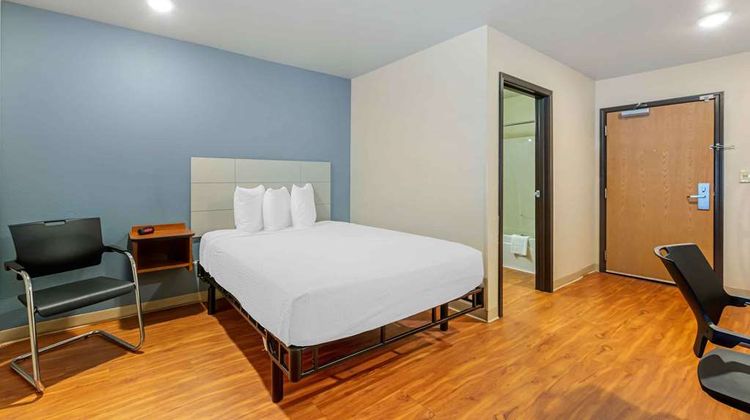 Extended Stay America Select FLL Room