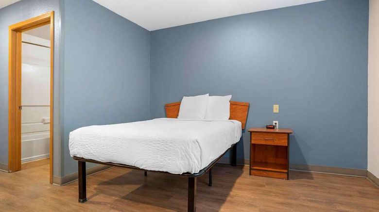 <b>Extended Stay America Select Gulfport Room</b>. Images powered by <a href="https://iceportal.shijigroup.com/" title="IcePortal" target="_blank">IcePortal</a>.