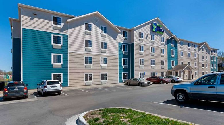<b>Extended Stay America Kansas City South Exterior</b>. Images powered by <a href="https://iceportal.shijigroup.com/" title="IcePortal" target="_blank">IcePortal</a>.