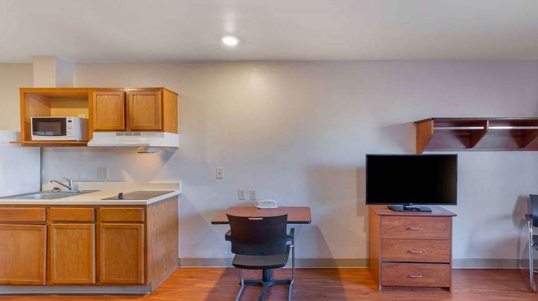 <b>Extended Stay America Select Fort Bragg Room</b>. Images powered by <a href="https://iceportal.shijigroup.com/" title="IcePortal" target="_blank">IcePortal</a>.