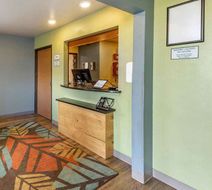 Extended Stay America Select OKC NW Lobby