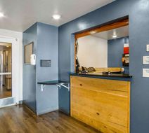 Extended Stay Ashley Phosphate Lobby