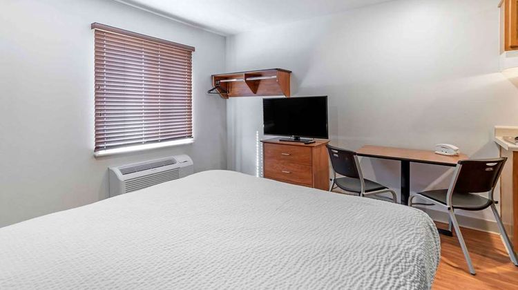 Extended Stay America Select Laredo Room