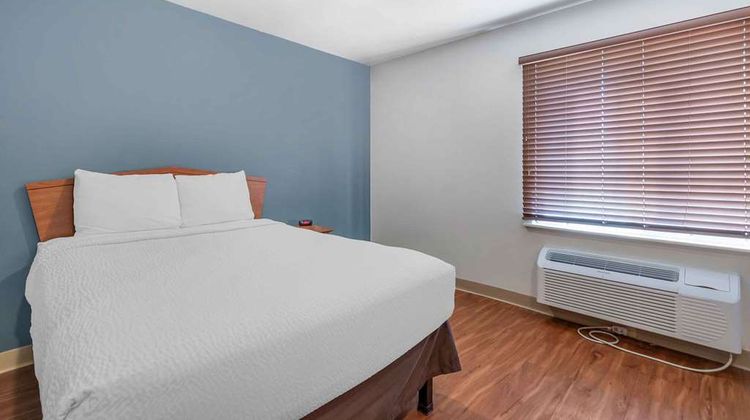 Extended Stay America Select Laredo Room
