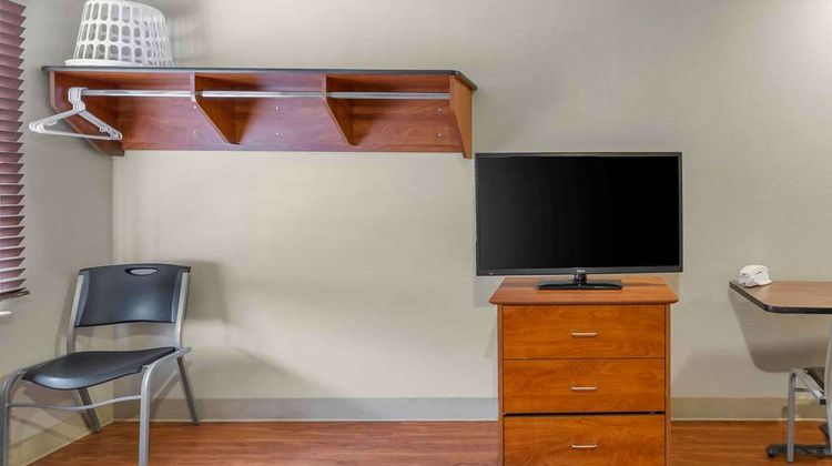 Extended Stay America Select Lubbock W Room