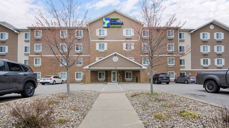 Extended Stay America Select SDF Airport Exterior
