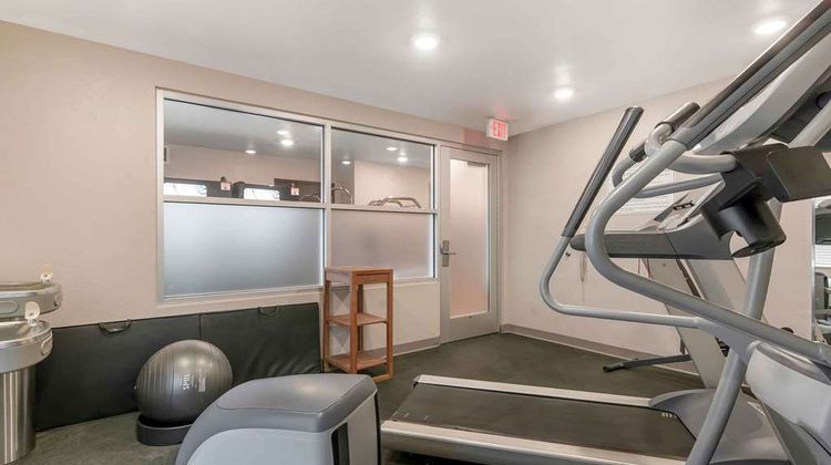 Extended Stay America Select SDF Airport Health