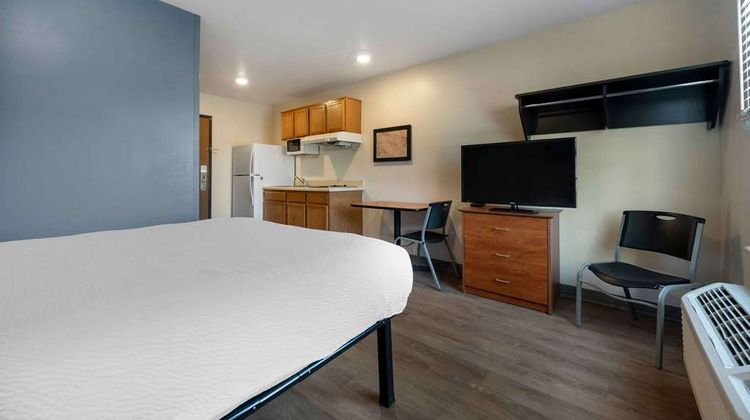Extended Stay America Select Loveland Room