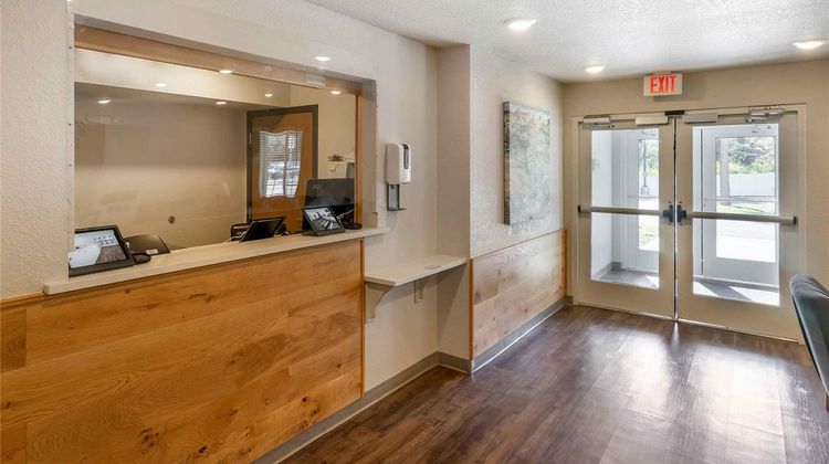 Extended Stay America Select Clearwater Lobby