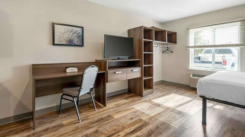 <b>Extended Stay America Select Room</b>. Images powered by <a href="https://iceportal.shijigroup.com/" title="IcePortal" target="_blank">IcePortal</a>.