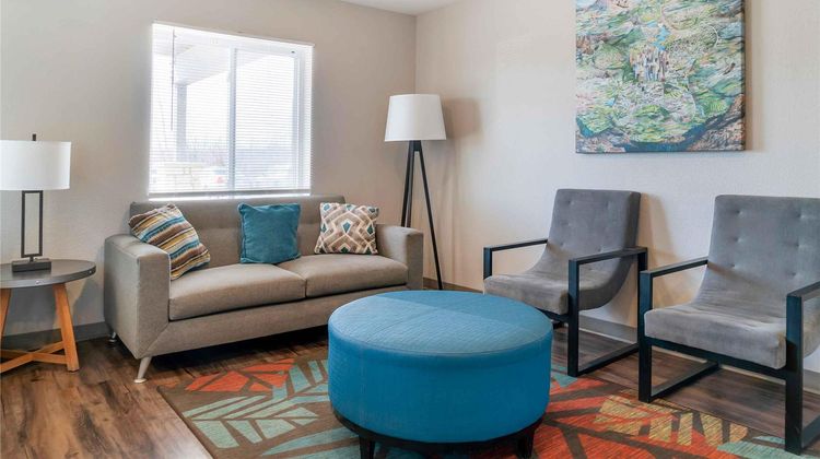 Extended Stay America Select Rochester Lobby