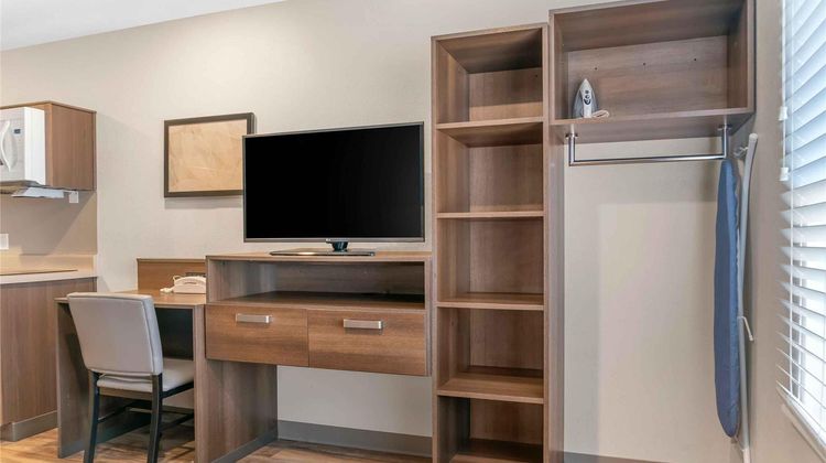 Extended Stay America Select Rochester Room