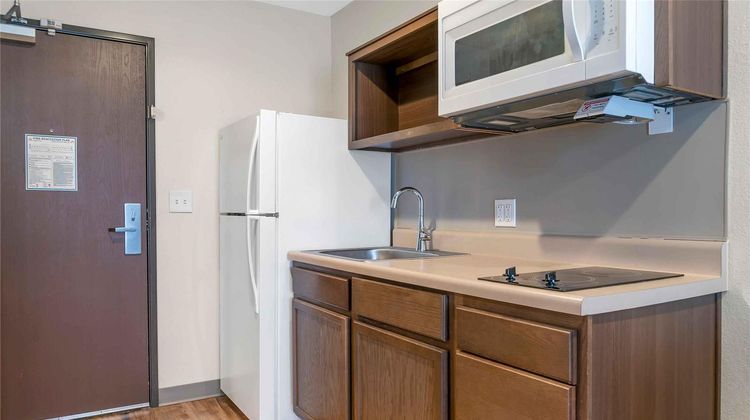 Extended Stay America Select Rochester Room