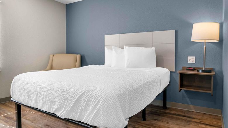 <b>Extended Stay America Select Rochester Room</b>. Images powered by <a href="https://iceportal.shijigroup.com/" title="IcePortal" target="_blank">IcePortal</a>.