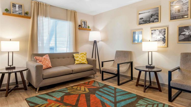 Extended Stay America Select MSP Airport Lobby
