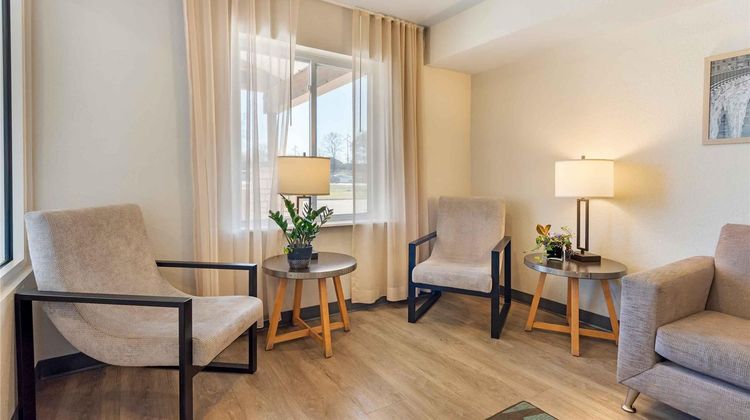 Extended Stay America Select Fridley Lobby