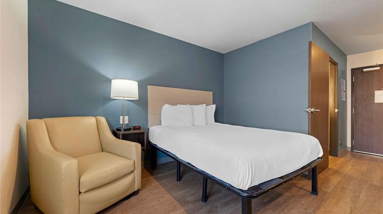 Extended Stay America Select Fridley Room