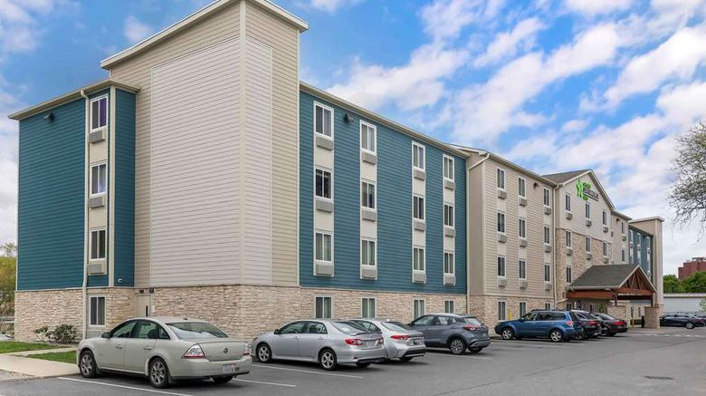 <b>Extended Stay America Suites Providence Exterior</b>. Images powered by <a href="https://iceportal.shijigroup.com/" title="IcePortal" target="_blank">IcePortal</a>.