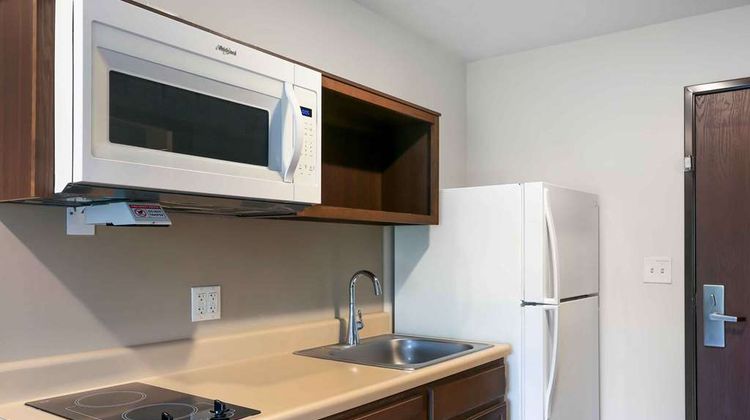 Extended Stay America Suites Providence Room